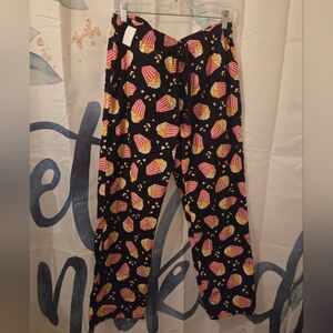 Vintage Popcorn Movie Night Outfit for popcorn Lovers Pants Size Med.